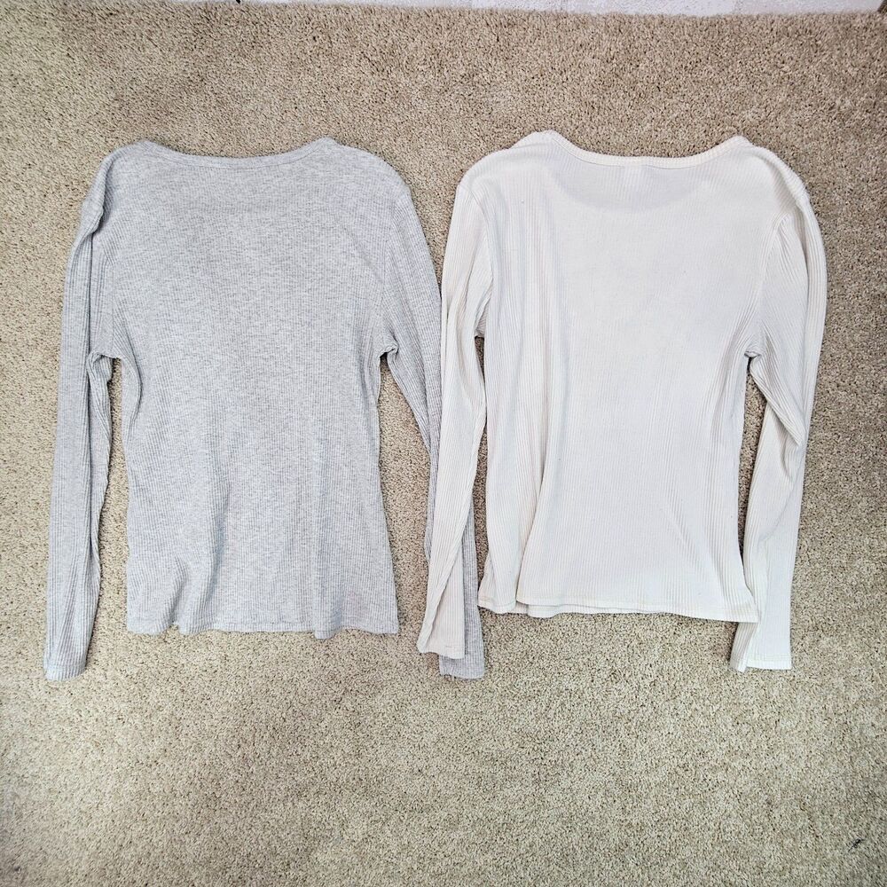 Old Navy Ribbed Long Sleeve Tops L Gray Ivory Stretch Layering Tees 2 Piece Lot - Picture 3 of 12